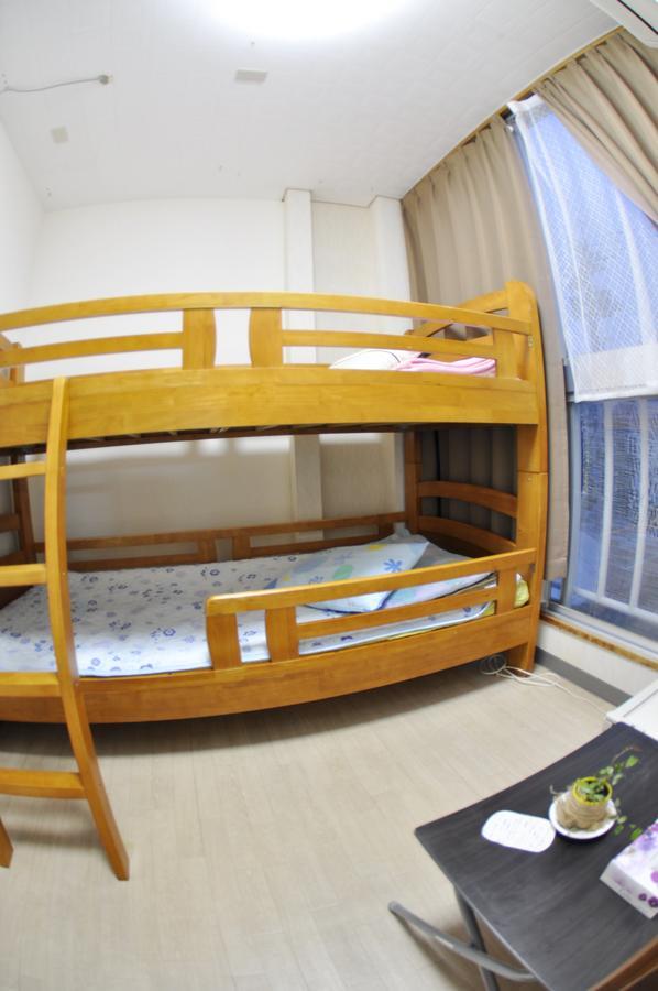 An An Guest Inn Наха Экстерьер фото