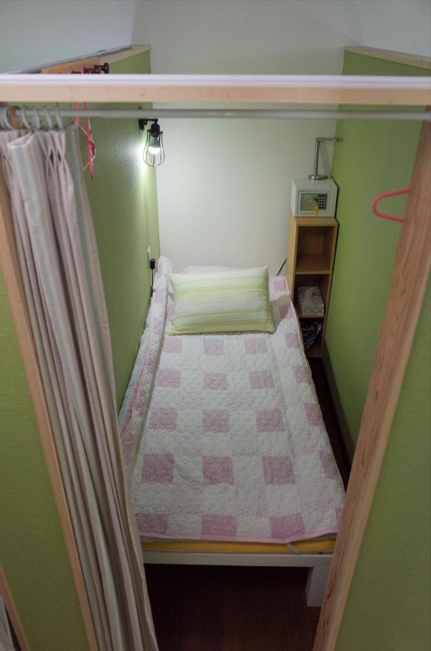 An An Guest Inn Наха Экстерьер фото